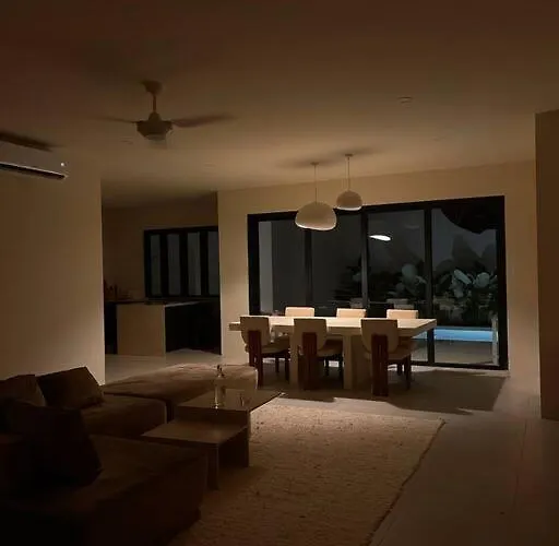 In 4 Bedrooms *