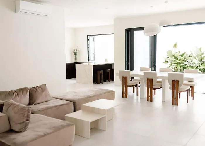 In 4 Bedrooms Canggu
