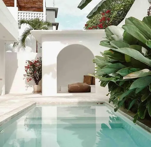 In 4 Bedrooms Canggu